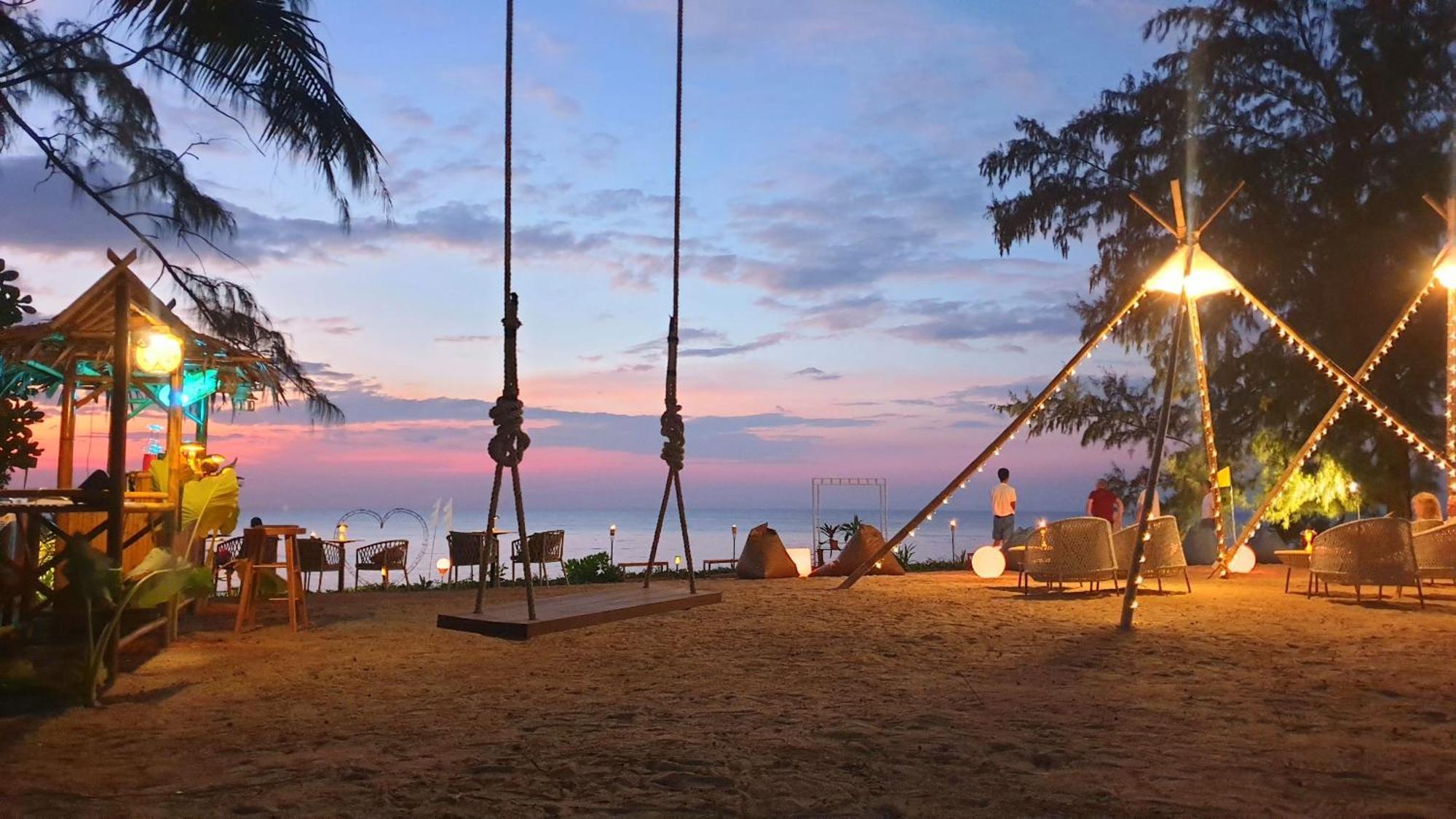 Estella Phuket Mai Khao Beach Resort Buitenkant foto